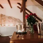 U Hrabenky Otel
