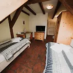 U Hrabenky Otel 4*