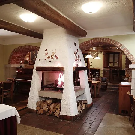 U Hrabenky Telč