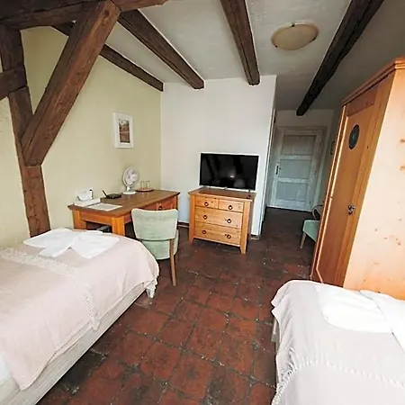 U Hrabenky 4*